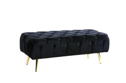 Pall King i plysch . 2 sits soffa 250. Fåtölj 253.
