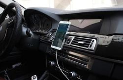 Universal Mobile / GPS Holder til bil mobilholder