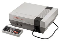 Nintendo 8-bit / NES Original Console incl. 2 Controllers (Begagnad)