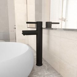 Modern badrumsblandare i nickel för handfat | Storlek: 12x30 cm