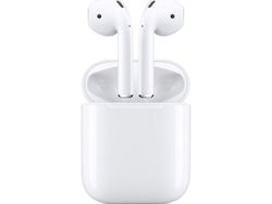 Apple AirPods with Charging Case - 2. generasjon - True wireless-hodetelefoner med mikrofon - ørepropp - Bluetooth