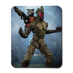 Musmatta: Guardians of the Galaxy Rocket Raccoon & Groot, halkfri gummibas, livfull och unik design, perfekt för hemmet eller kontoret