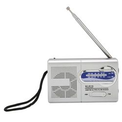 Bærbar AM FM transistorradio med indbygget højttaler og hovedtelefonstik - perfekt til rejser og udendørs aktiviteter