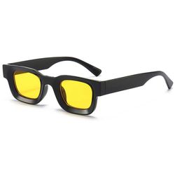 Moderne Tykke Solbriller Sort Gul Glas