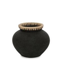 Rootz Styly Black Vase - Terracotta Masterpiece - Evertware - Coastal Vibes - 29cm x 29cm x 23cm