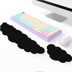 INF Håndleddsstøtte for tastatur, laget av mykt minneskum