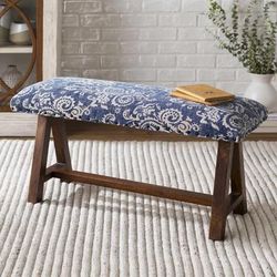 Spearman 16"H x 34"W x 12"D Traditional Cotton Navy/Off White/Brown/Dark Red Bench - Boutique Rugs