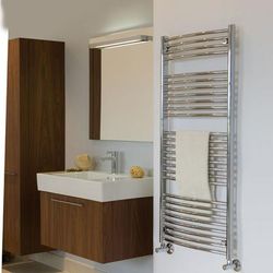 Tuzio Blenheim Hydronic Towel Warmer H2053