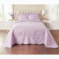 Lily Damask Bedspread by BrylaneHome in Lilac (Size FULL)
