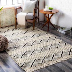 Cobourg 2' x 3' handmade Farmhouse Moroccan NZ Wool Black/Cream Area Rug - Boutique Rugs