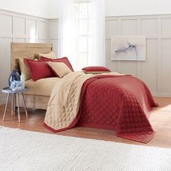 BH Studio Reversible Quilted Bedspread by BH Studio in Garnet Taupe (Size KING)