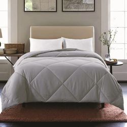 Soft Cover Nano Feather Comforter by St. James Home in Light Gray (Size FL/QUE)