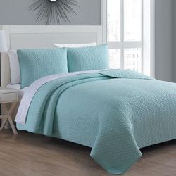 Estate Collection Tristan Quilt Set by American Home Fashion in Seafoam (Size KING)