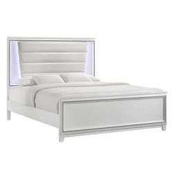 Taunder King Panel Bed in White - Picket House Furnishings B.12627.KB