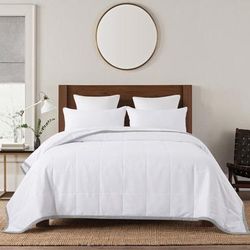 Framed Down Alternative Blanket by St. James Home in Grey (Size FL/QUE)