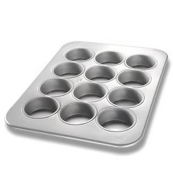 Chicago Metallic 43215 Texas Muffin Pan, Makes (12) 3 3/16" Muffins, AMERICOAT Glazed 26 ga Aluminized Steel