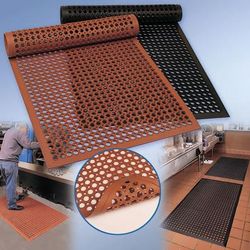 Cactus Mat 2522-C5 VIP Topdek Senior - 3' x 5', Rubber, Black, Anti-Fatigue