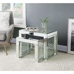 ACME Nysa Accent Table, Mirrored & Faux Crystals Inlay - Acme 88066
