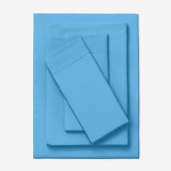 BH Studio Solid Microfiber Sheet Set by BH Studio in Marine Blue (Size CALKNG)