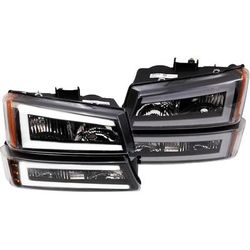 2003, 2005-2006 Chevrolet Silverado 1500 HD Headlight Set - TRQ