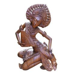 Wood statuette, 'Janger Dancer'