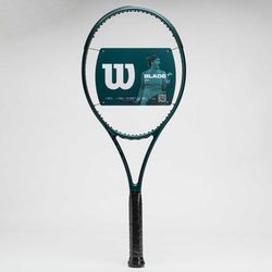 Wilson Blade 104 v9 Tennis Racquets