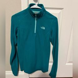 The North Face Tops | Like New - Women’s Xs - The North Face 1/2 Zip Fleece - Worn A Couple Of Times | Color: Green | Size: Xs