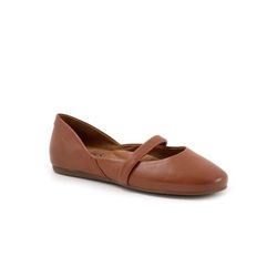 Women's Samara Flat by SoftWalk in Luggage (Size 12 M)