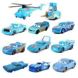 Disney Pixar Cars 3 2 saetta McQueen Racing Family Jackson Storm ramiez King mater 1:55 pressofuso
