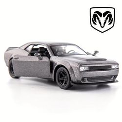 TEMU Die-cast Challenger Car Model In 1:36 Scale With Opening Doors, A Pull-back Function, A Great Gift For Boys Birthdays, Parties, And Christmas