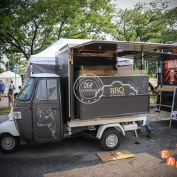 2024 Street Food Truck Cart Trailer Van 3 tre ruote Mobile Vending Cart Electric 3 ruote Coffee Bar Food Truck