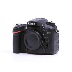 Used Nikon D7200