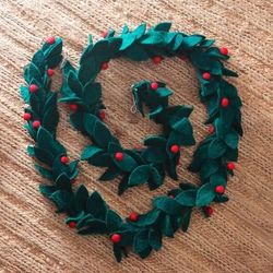 Festive Decorations,'Wool Felt Leaf Holiday Garland in Green and Red from India'