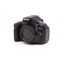 Used Nikon D5200