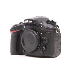 Used Nikon D7100