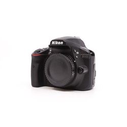 Used Nikon D3400