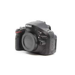 Used Nikon D5200
