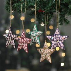 'Hand-Painted 5-Piece Star-Shaped Papier Mache Ornament Set'