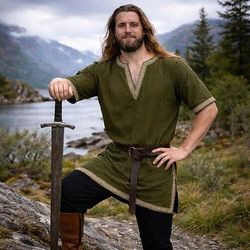 Medievale Rinascimento Pantaloni Abiti Cintura in Vita Lunghe Vichinghi Ranger Scollo a V Costume Per uomo Vichingo Costumi da pirata Mascherata Feste Fiera Rinascimentale LARP Adulti Camicia