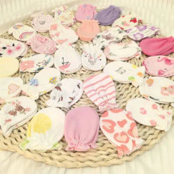 6 Pairs of Random Color Combinations Baby Skin-Friendly Gloves Suitable for Newborns with Covers Suitable for 0-3 Months