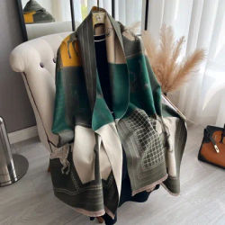 Brand Horse Print Scarf pashmina Cashmere Travel Blanket Shawl Comfortable Wrap Shawl Autumn Winter Elegant Coldproof Warm Scar