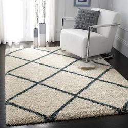 "Hudson Shag Collection 5'-1" X 7'-6" Rug in Ivory And Slate Blue - Safavieh SGH281T-5"