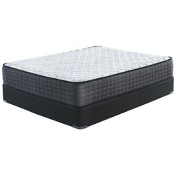 Signature Design Limited Edition Firm Twin XL Mattress in White - Ashley Furniture M62571