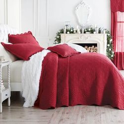 100% Cotton Florence Oversized Bedspread by BrylaneHome in Burgundy (Size TWIN)