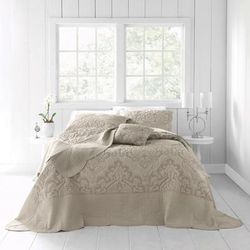 Amelia Bedspread by BrylaneHome in Taupe (Size FULL)
