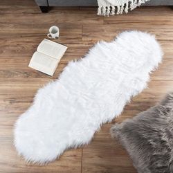 Hastings Home Faux Sheepskin Fur Rug