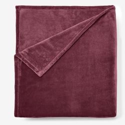 BH Studio Microfleece Blanket by BH Studio in Eggplant (Size TWIN)