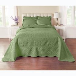 Lily Damask Bedspread by BrylaneHome in Sage (Size KING)