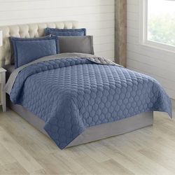 BH Studio Reversible Quilt by BH Studio in Blue Smoke Dark Gray (Size TWIN)