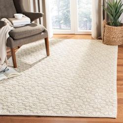 Martha Stewart by SAFAVIEH Handmade Micheline Wool Rug